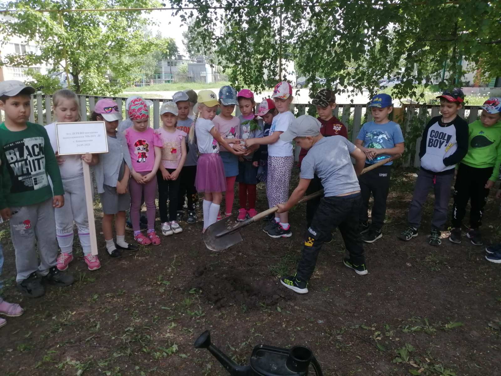 Кижеватово пенза. Детский сад село Кижеватово Бессоновский район Пензенская область. Кижеватово Пензенская область. Село Кижеватово Пензенская область. Детсад аллея выпускников.